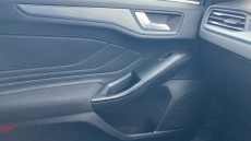 Ford Focus 1.0 EcoBoost 125 Active 5dr Petrol Hatchback